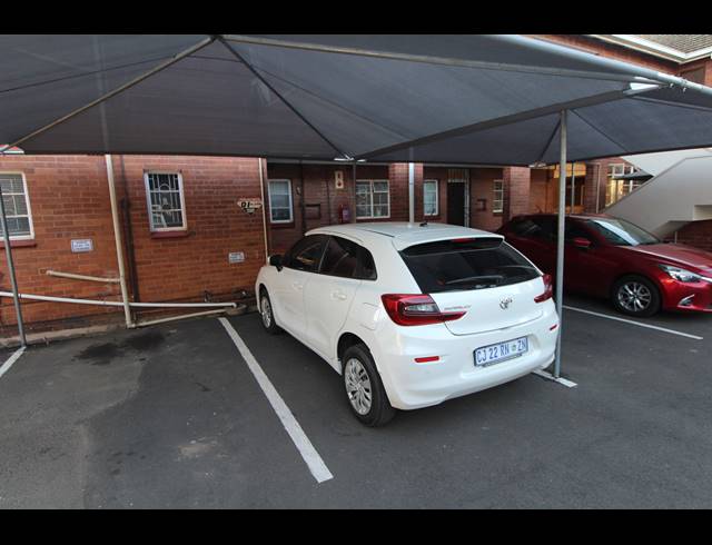 1 BEDROOM APARTMENT FOR SALE IN SCOTTSVILLE